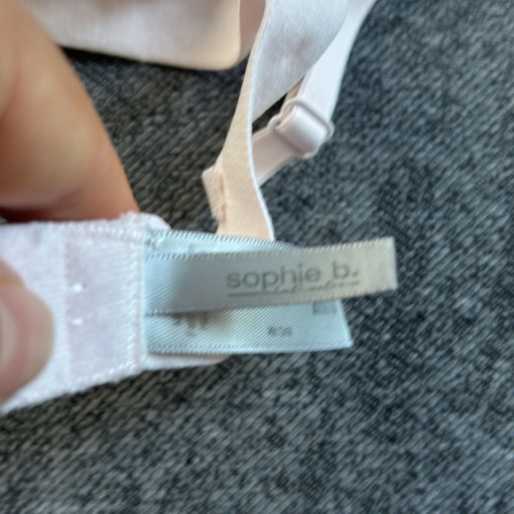 Sophie B pink bra size medium - Picture 3 of 6
